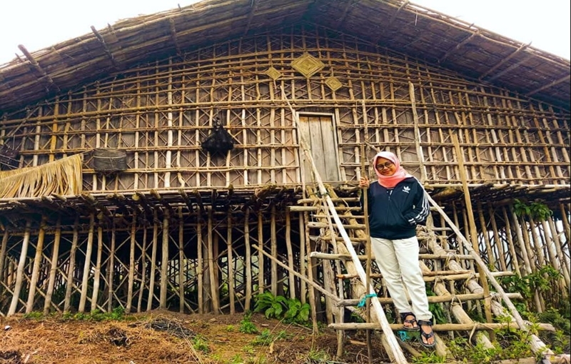 Detail Rumah Honai Khas Papua Memiliki Lantai Berupa Nomer 28