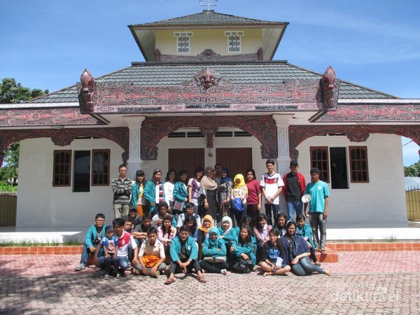 Detail Rumah Ibadah Agama Nomer 43