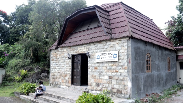 Detail Rumah Ibadah Agama Nomer 51