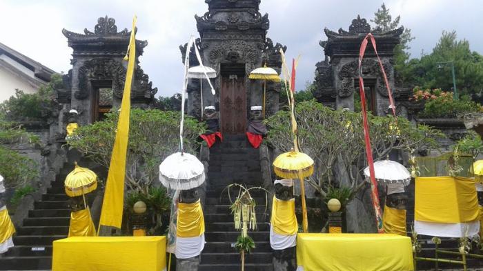 Detail Rumah Ibadah Hindu Nomer 11