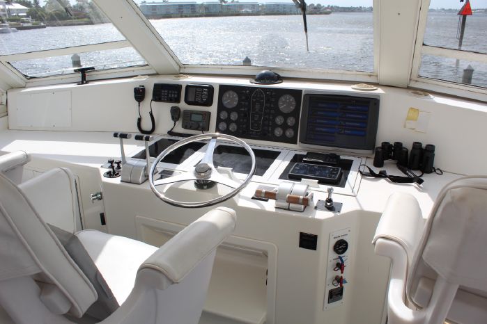 Detail Viking 54 Sport Yacht Nomer 40