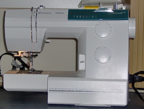 Detail Viking Sewing Machine Emerald 116 Nomer 43