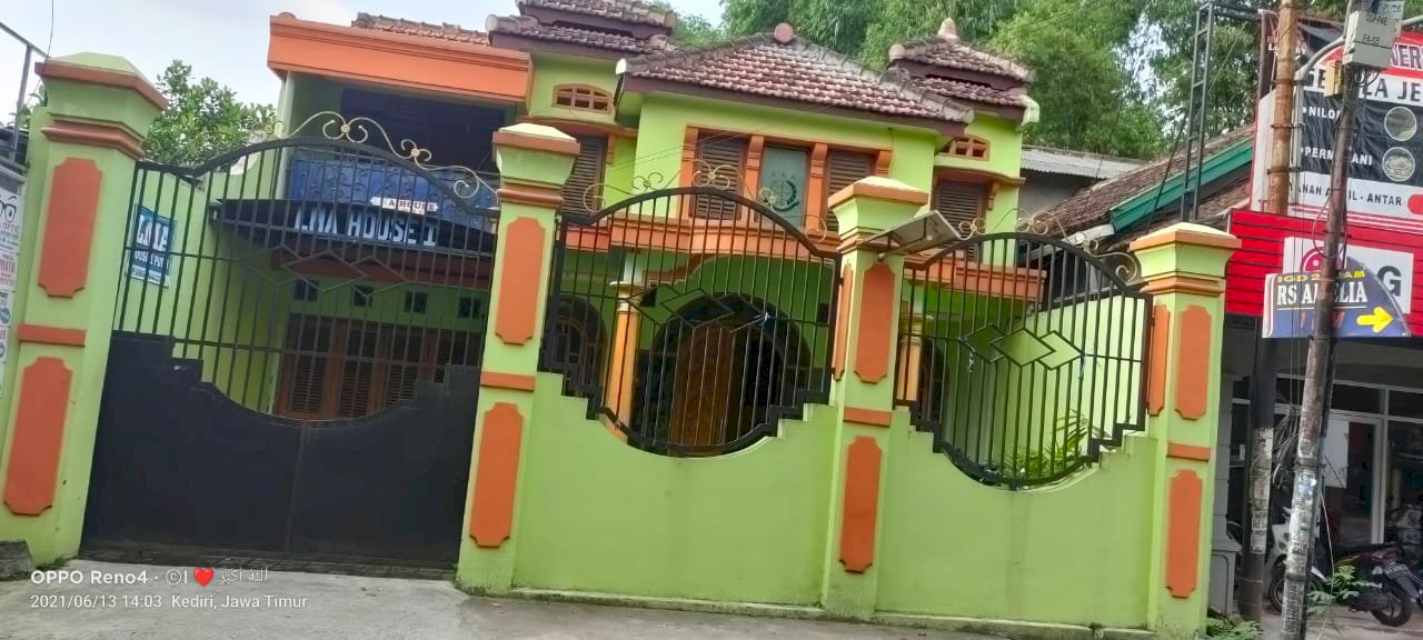 Detail Rumah Inggris Kediri Nomer 41