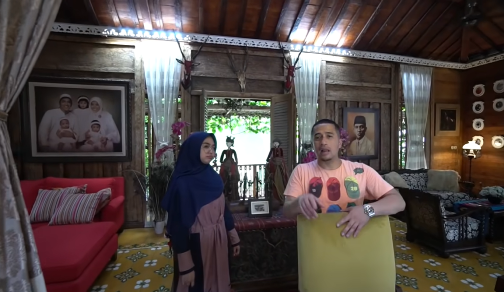 Detail Rumah Irfan Hakim Di Bandung Nomer 28