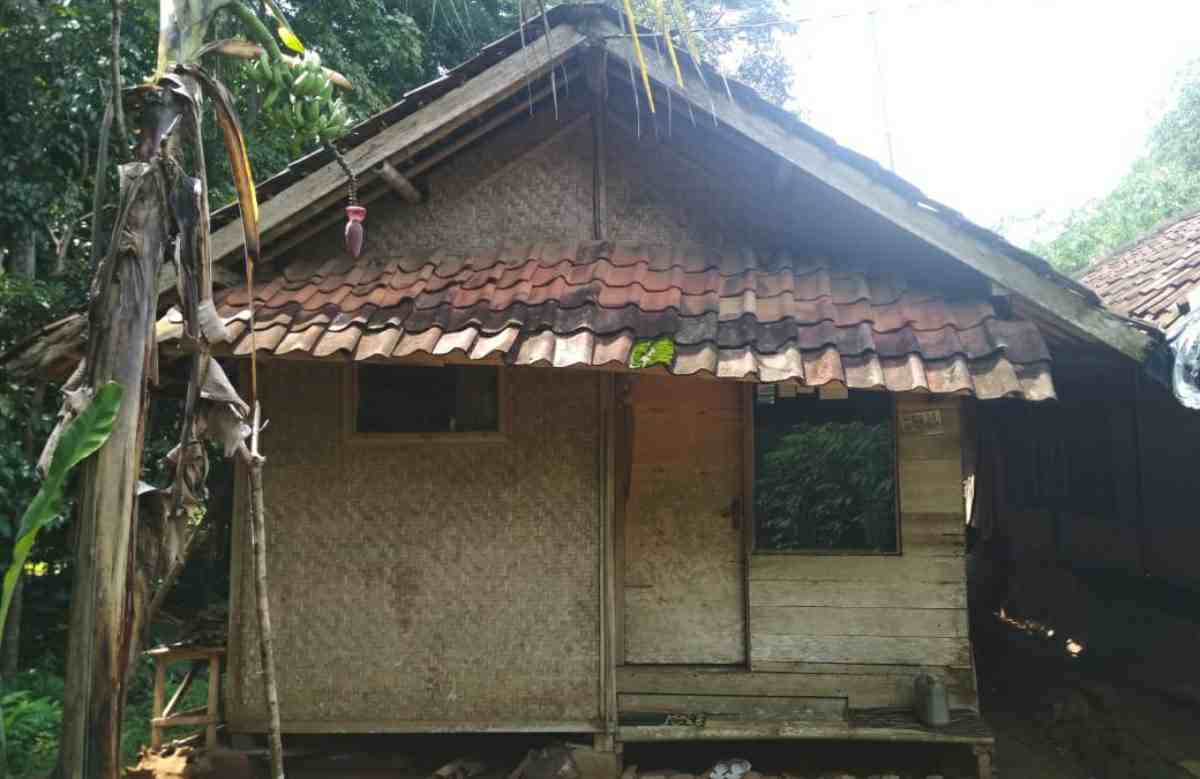 Detail Rumah Jelek Di Kampung Nomer 18