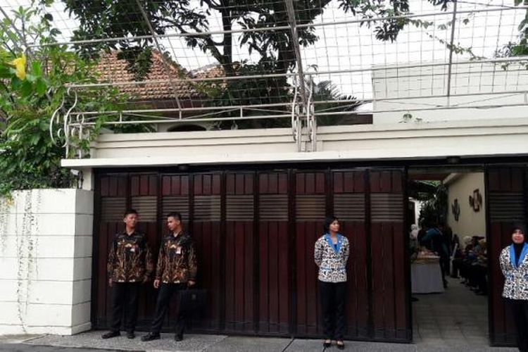 Detail Rumah Jokowi Solo Nomer 13