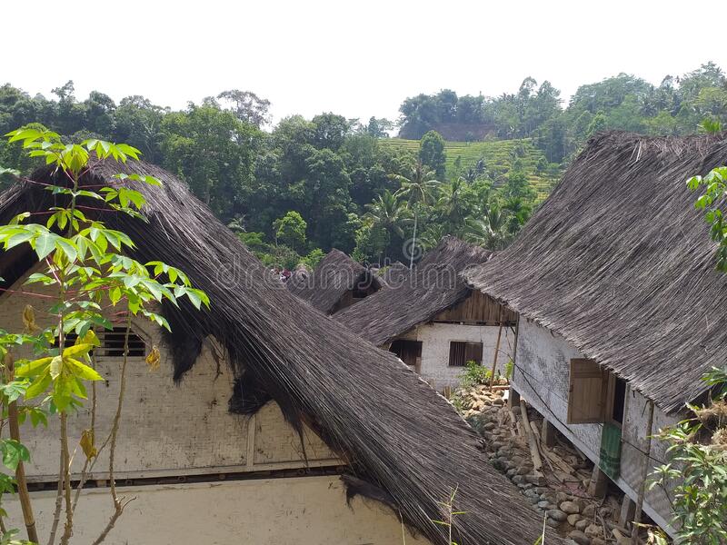 Detail Rumah Kampung Naga Nomer 38