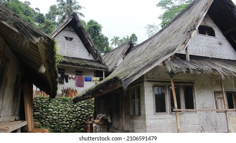 Detail Rumah Kampung Naga Nomer 49