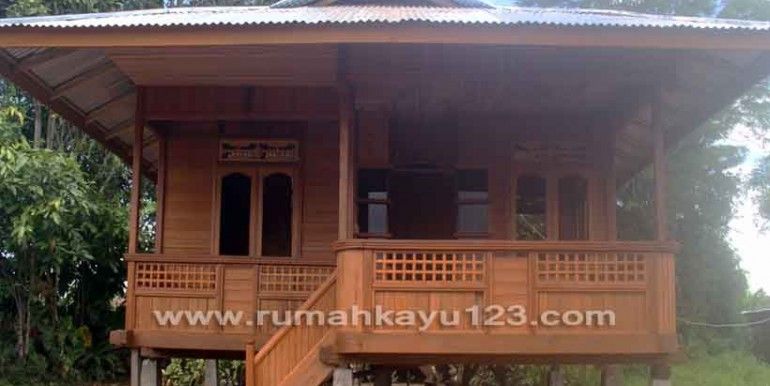 Detail Rumah Kayu Bugis Nomer 35