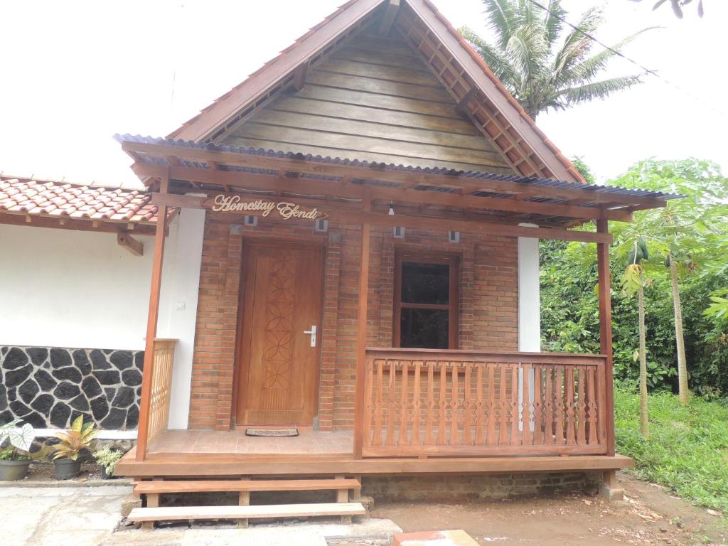 Detail Rumah Kayu Cottage Syariah Nomer 53