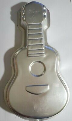 Detail Violin Cake Pan Nomer 22