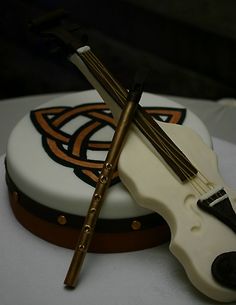 Detail Violin Cake Pan Nomer 32