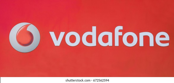 Detail Vodafone Logo Nomer 34