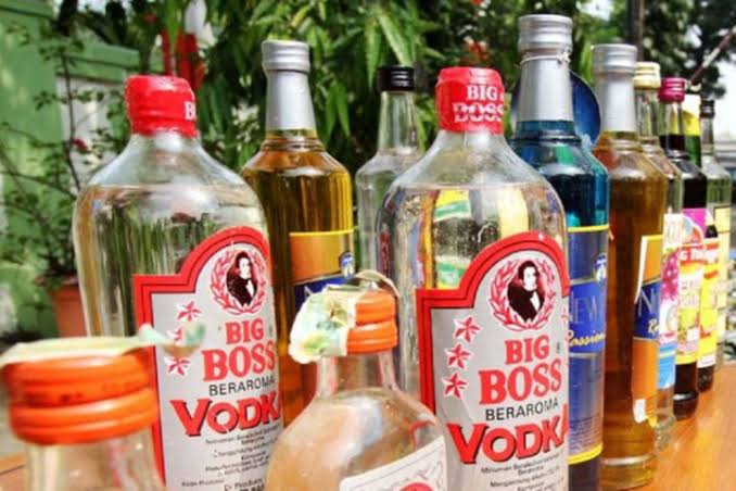Detail Vodka Minuman Keras Nomer 40