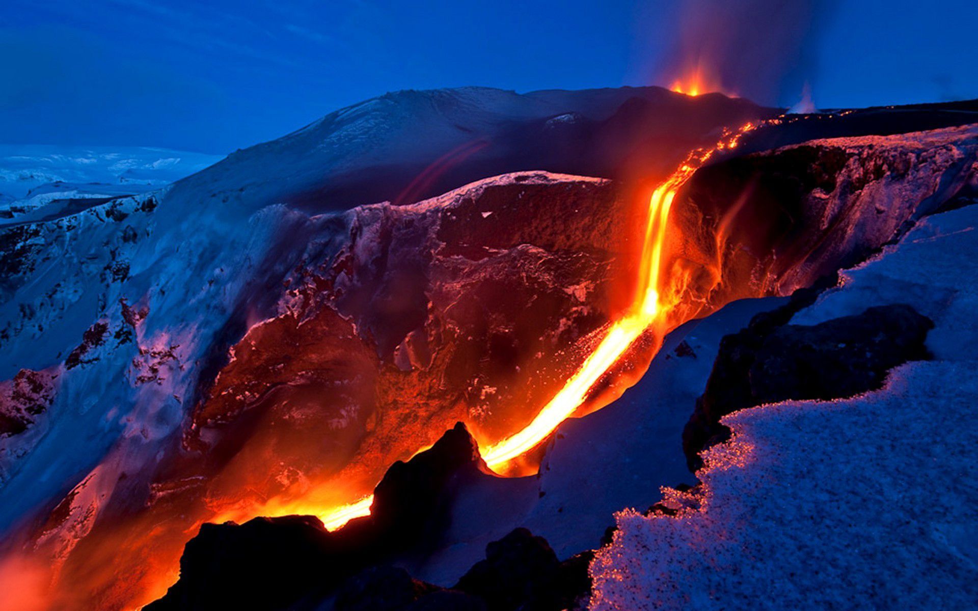 Detail Volcano Wallpapers Nomer 11