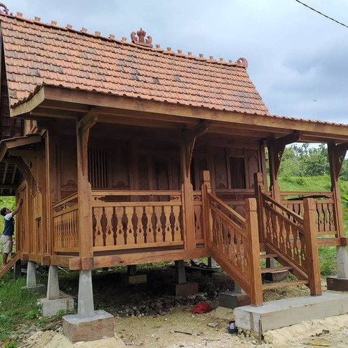 Detail Rumah Kayu Limasan Nomer 24