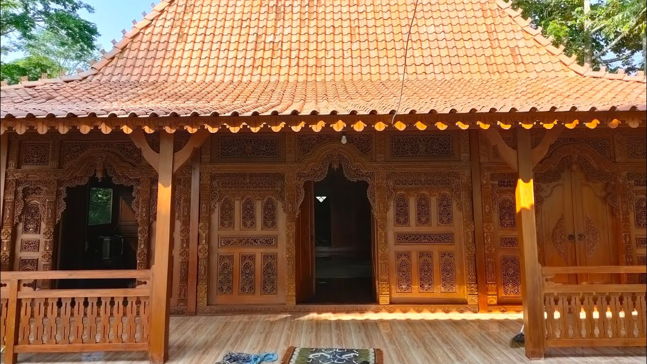 Detail Rumah Kayu Limasan Nomer 28