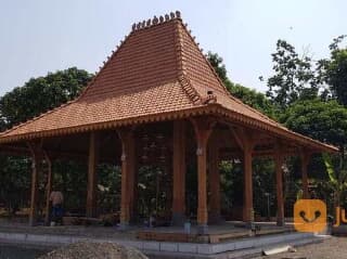 Detail Rumah Kayu Limasan Nomer 7