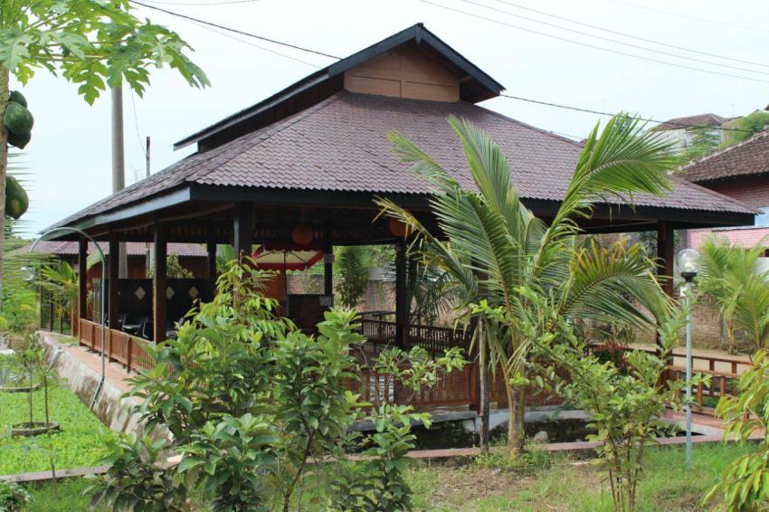 Rumah Kayu Pinggir Kali 58+ Koleksi Gambar