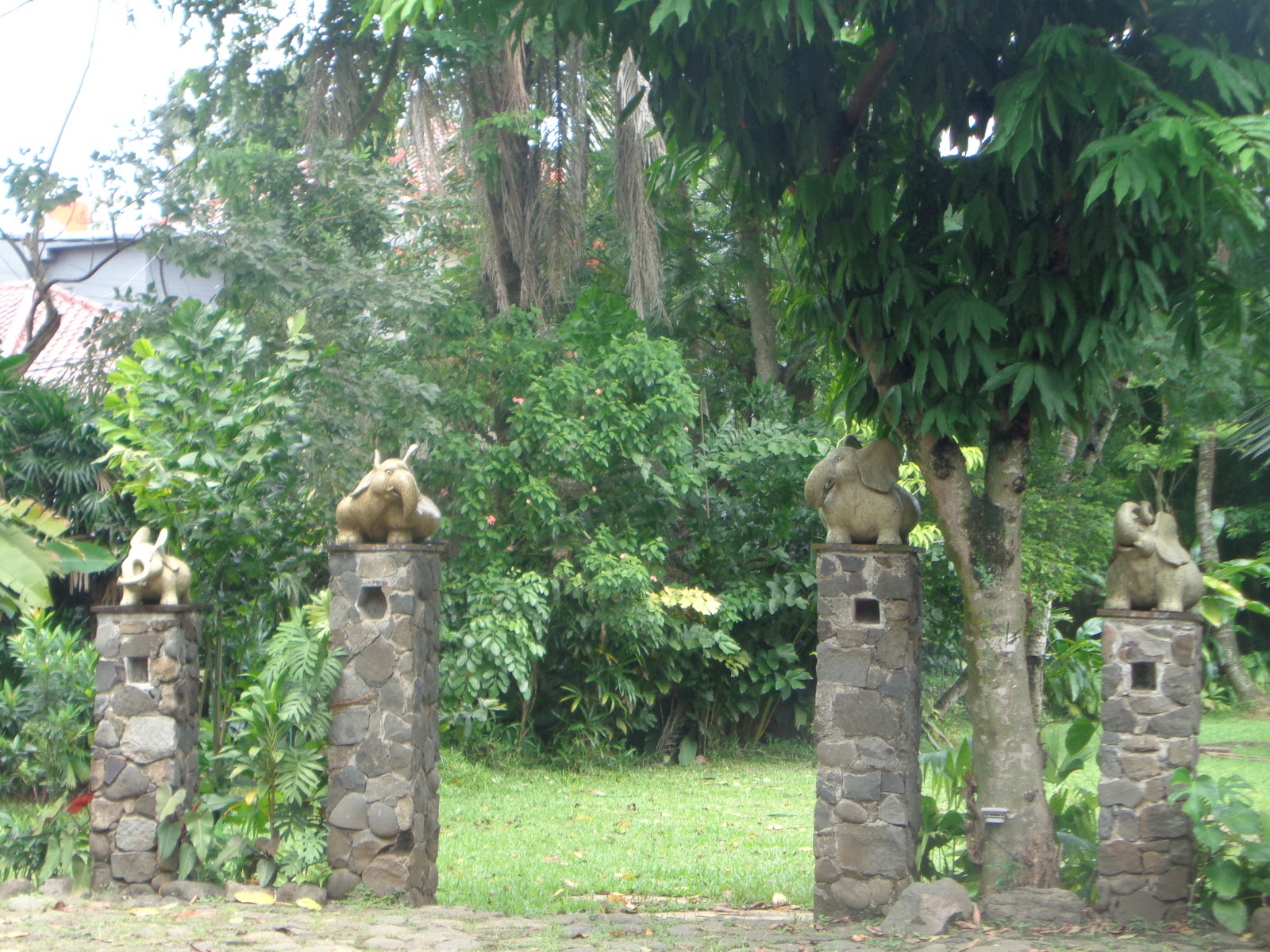 Detail Rumah Keramik Depok Nomer 30