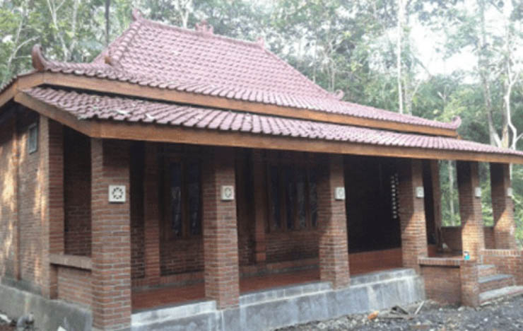 Detail Rumah Khas Jawa Timur Nomer 34