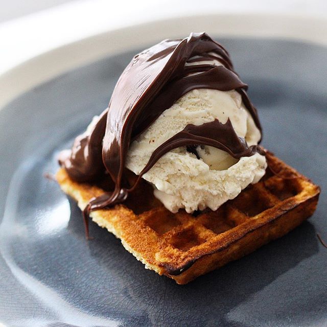 Detail Waffles And Ice Cream Nomer 12