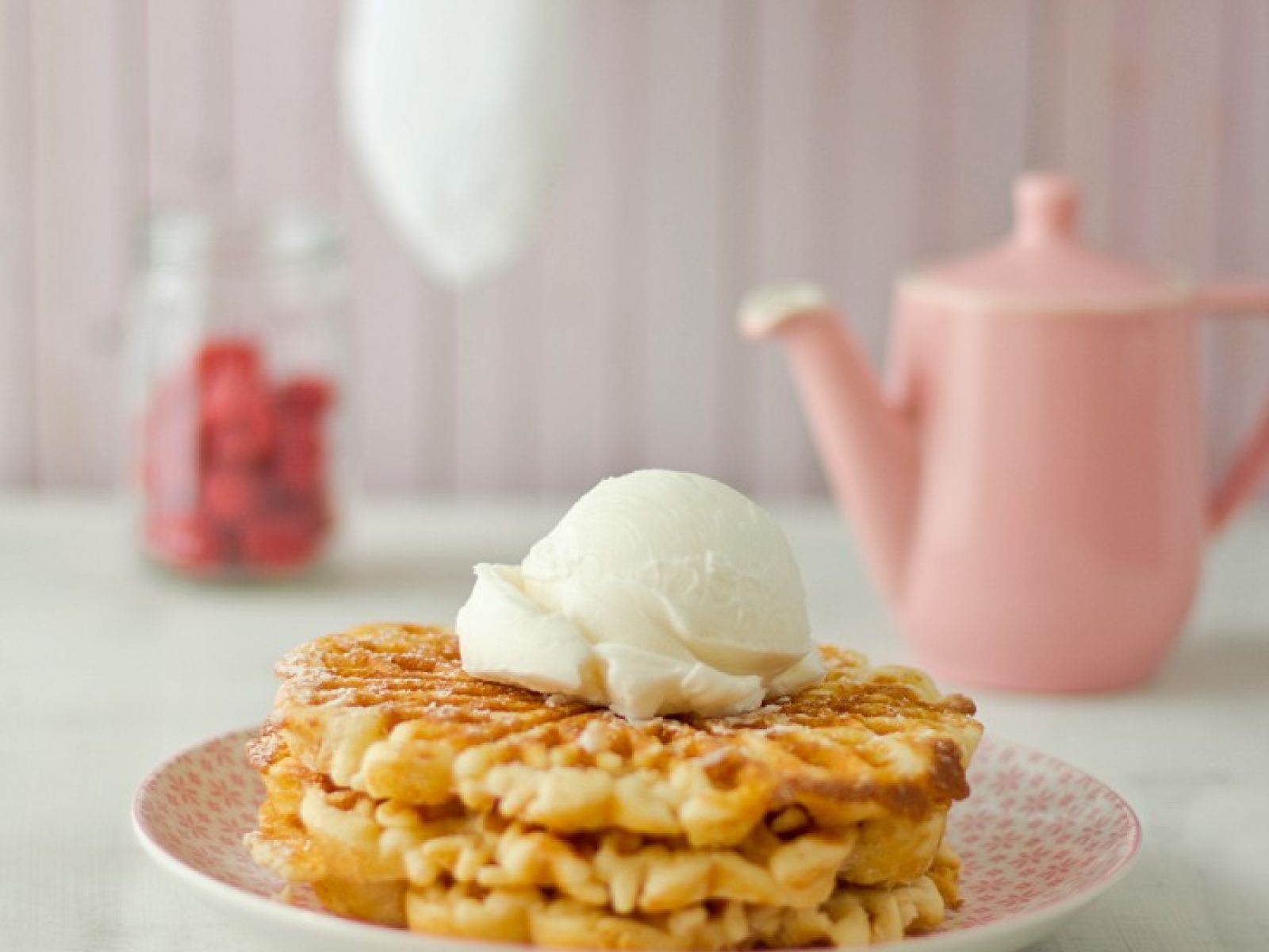 Detail Waffles And Ice Cream Nomer 46