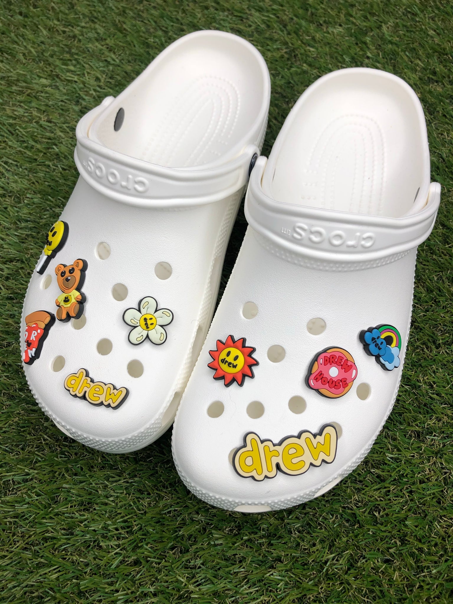 Detail Donut Crocs Nomer 29