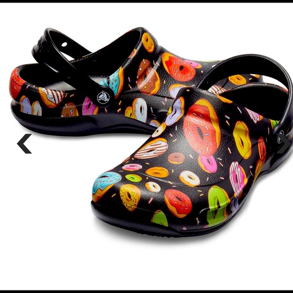 Detail Donut Crocs Nomer 5