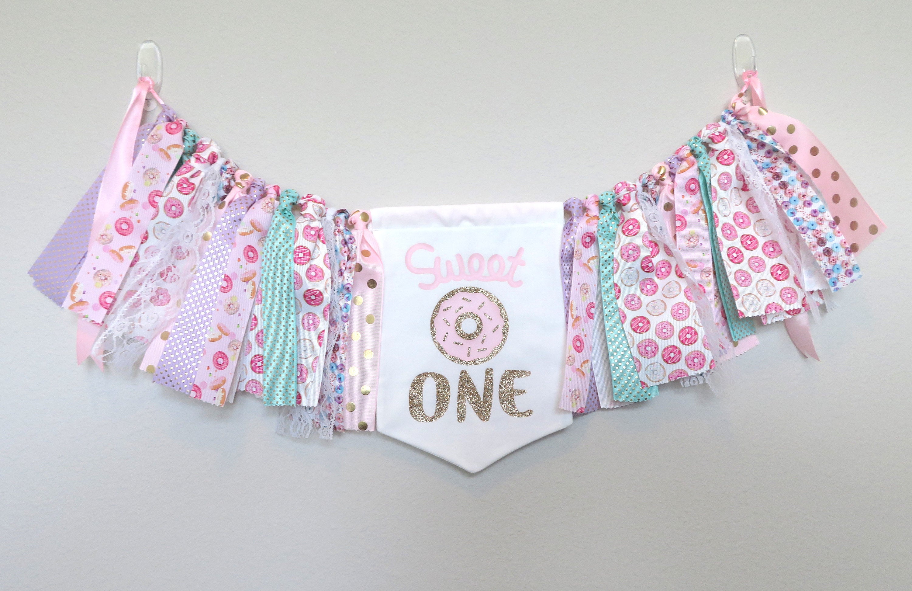 Detail Donut High Chair Banner Nomer 9