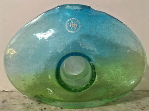 Detail Donut Hole Vase Nomer 2