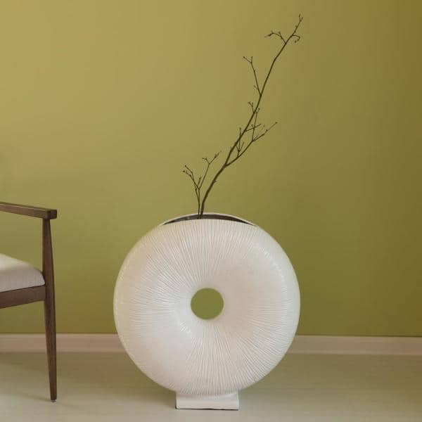 Detail Donut Hole Vase Nomer 11
