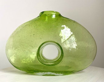 Detail Donut Hole Vase Nomer 28