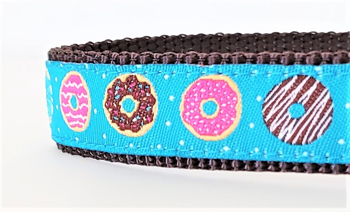 Detail Donut Print Dog Collar Nomer 26