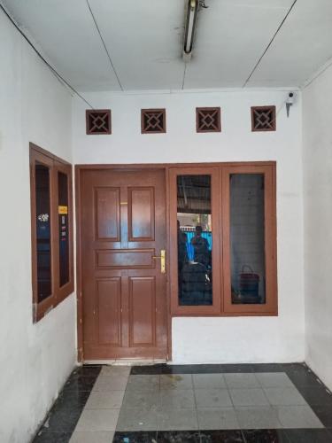 Detail Rumah Kontrakan Di Walang Jakarta Utara Nomer 34
