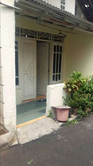 Detail Rumah Kontrakan Murah Mampang Jakarta Selatan Nomer 23