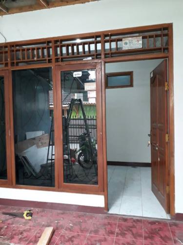 Detail Rumah Kontrakan Petamburan Nomer 2