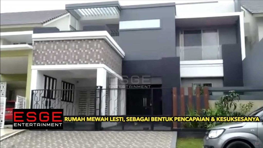 Detail Rumah Lesti Dulu Nomer 15