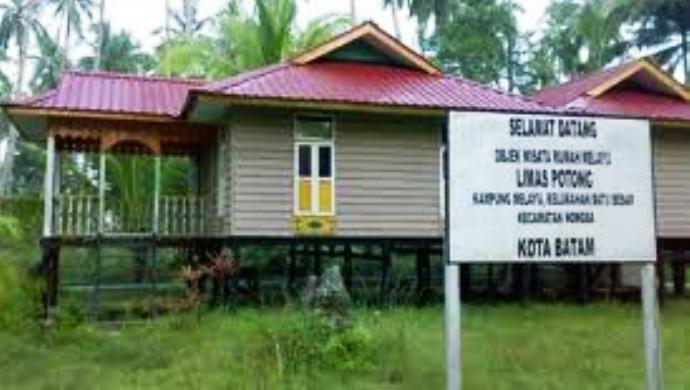 Detail Rumah Limas Potong Berbentuk Nomer 5