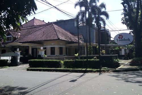 Detail Rumah Lombok Bandung Nomer 16
