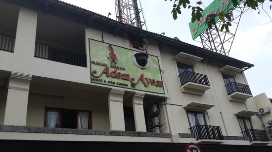 Detail Rumah Makan Adem Ayem Solo Nomer 7