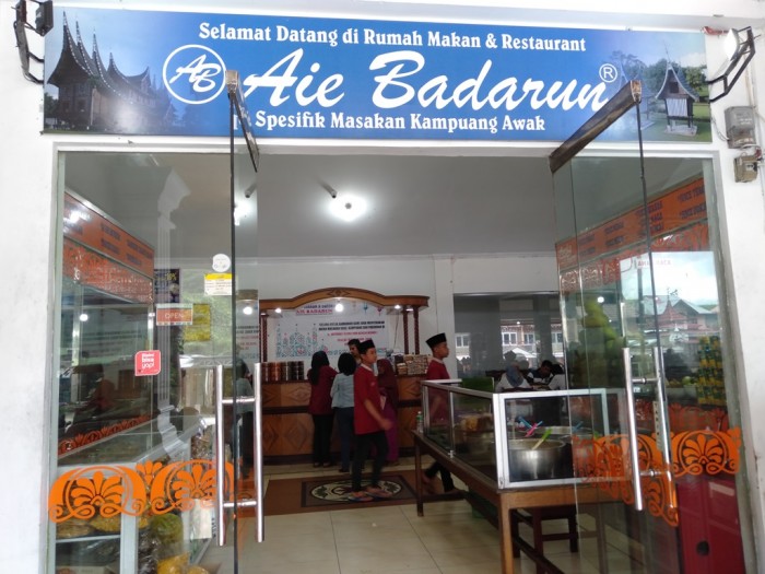 Detail Rumah Makan Aie Badarun Nomer 16