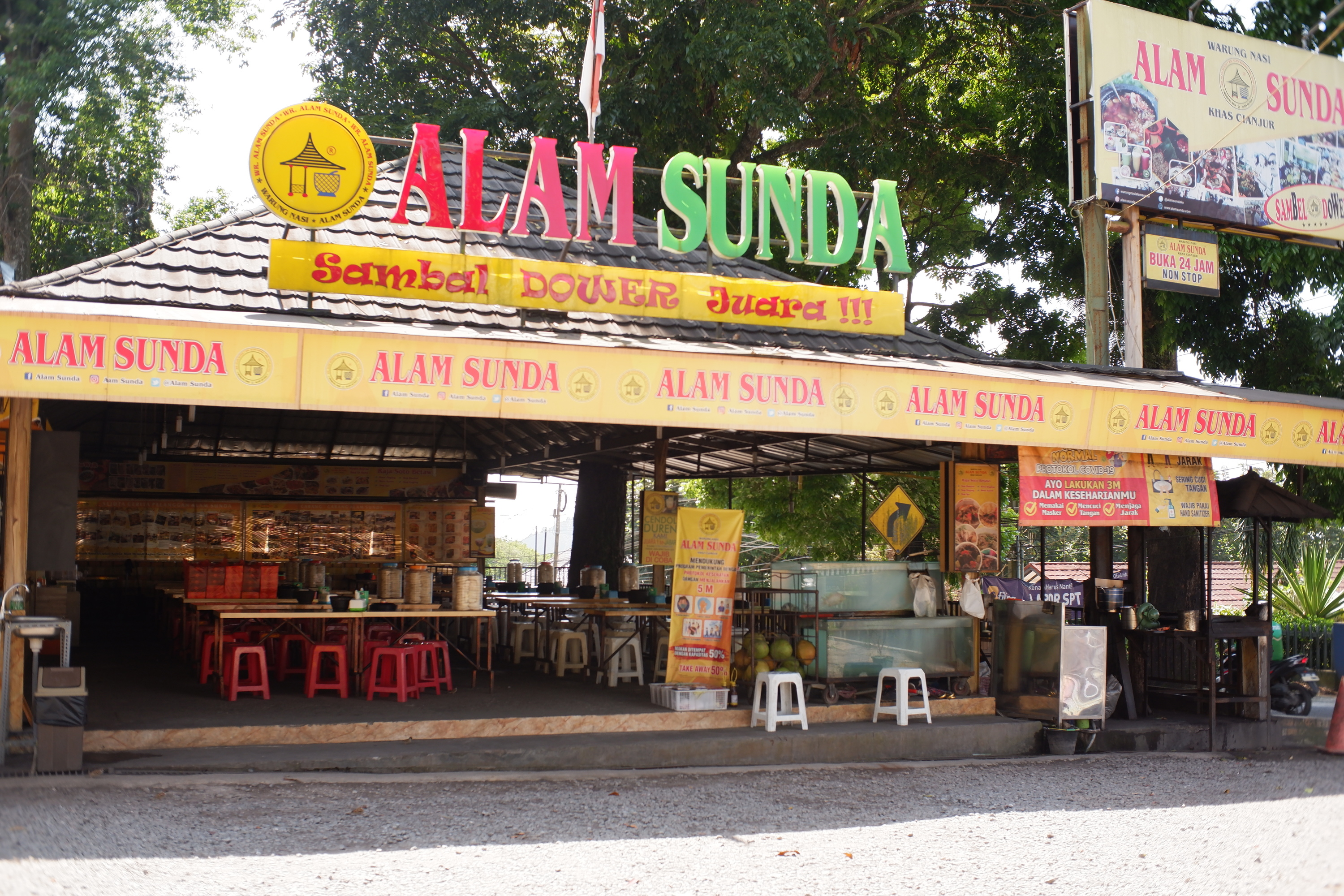 Detail Rumah Makan Alam Sunda Puncak Nomer 41