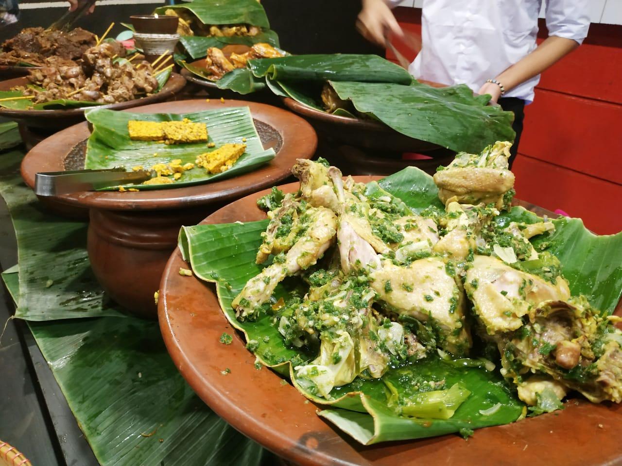 Detail Rumah Makan Ampera Bogor Nomer 33