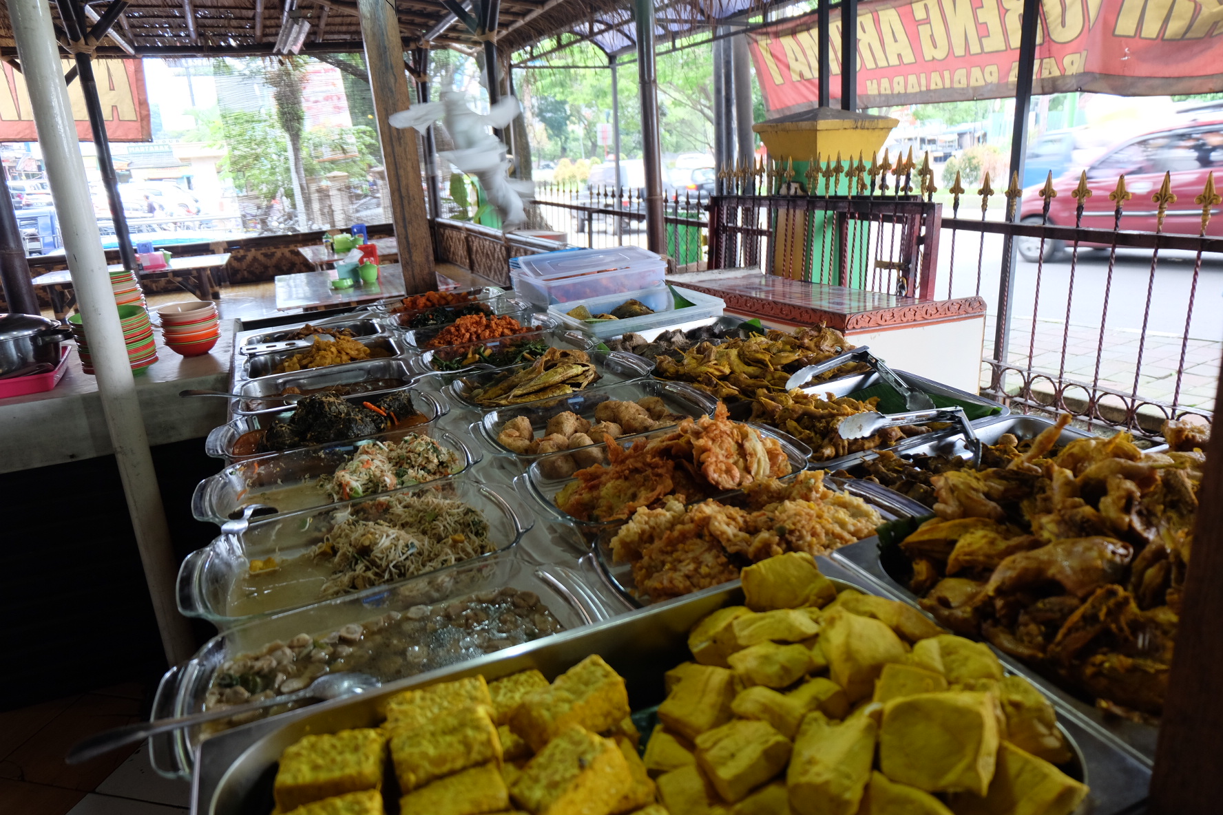 Detail Rumah Makan Ayam Goreng Nomer 9