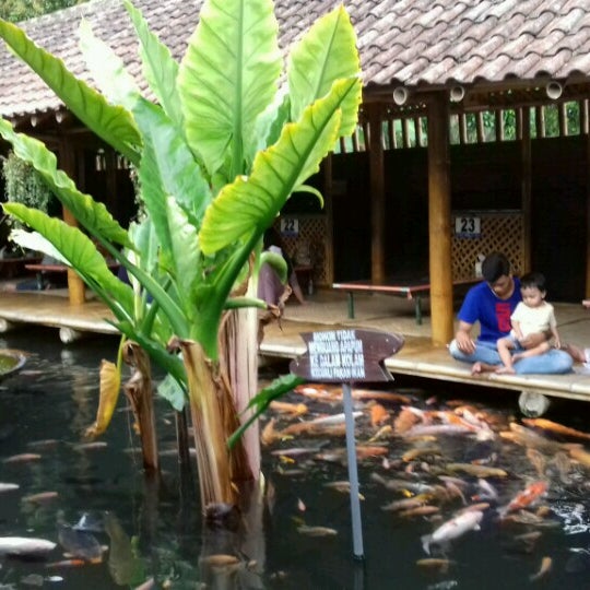 Detail Rumah Makan Bambu Batu Nomer 51