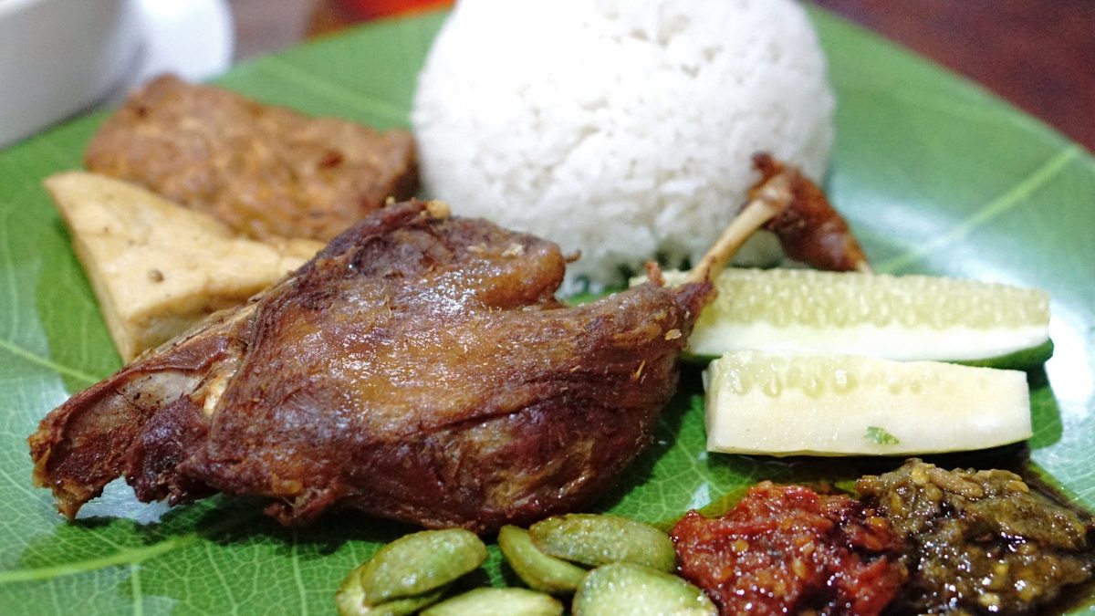 Detail Rumah Makan Bebek Goreng Terdekat Nomer 4