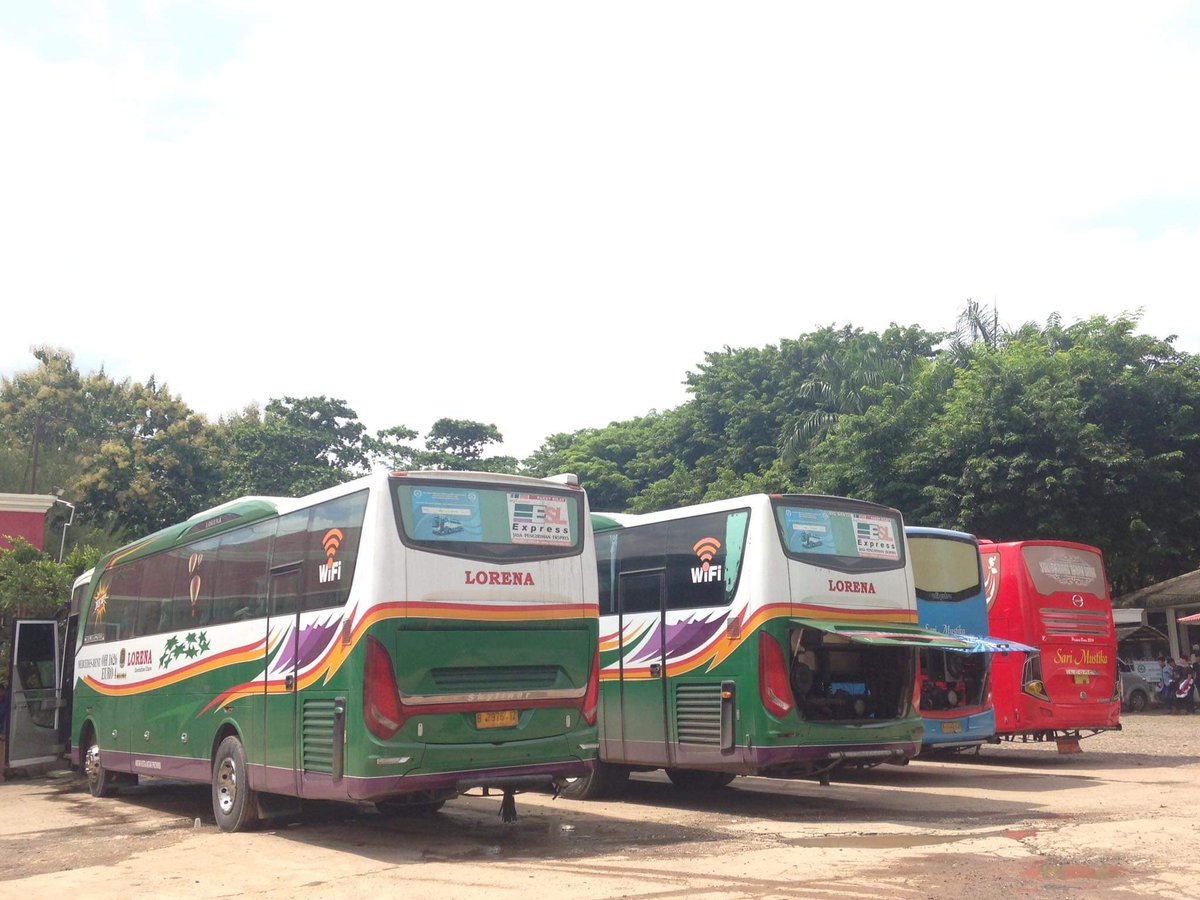 Detail Rumah Makan Bus Nomer 47