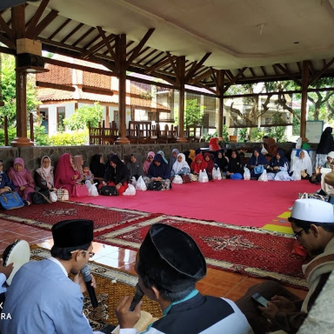 Detail Rumah Makan Di Majalengka Nomer 33