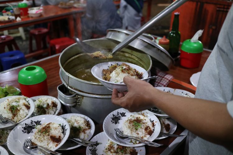 Detail Rumah Makan Di Ngawi Nomer 38